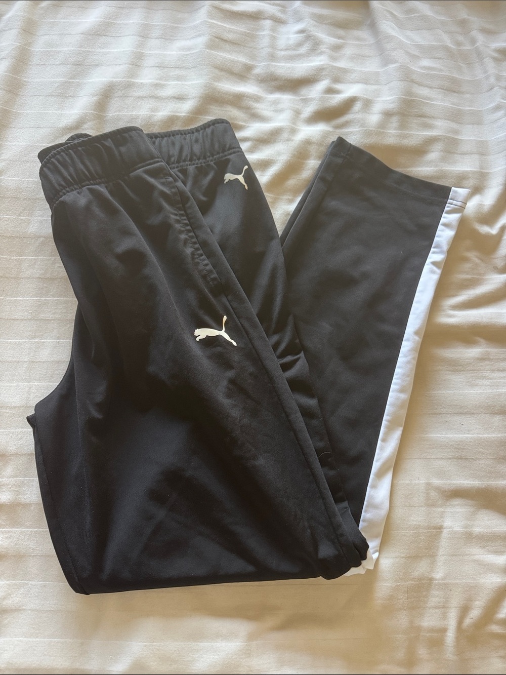 Puma Men’s Contrast 2.0 Pants Black with White Side Panels size L